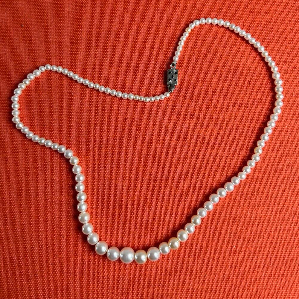 Vtg Costume  Necklace- Single Strand Faux Pearls- 17" Length- Silver hard wear